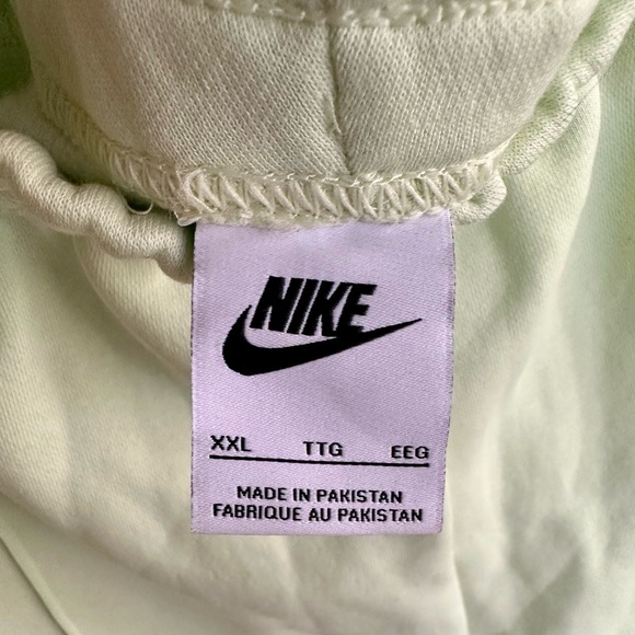 Nike Essentials Lime Joggers - Picture 4 of 5